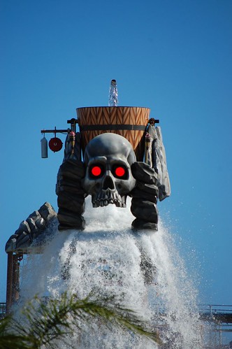 Six Flags used our traffic signals at Skull Tower